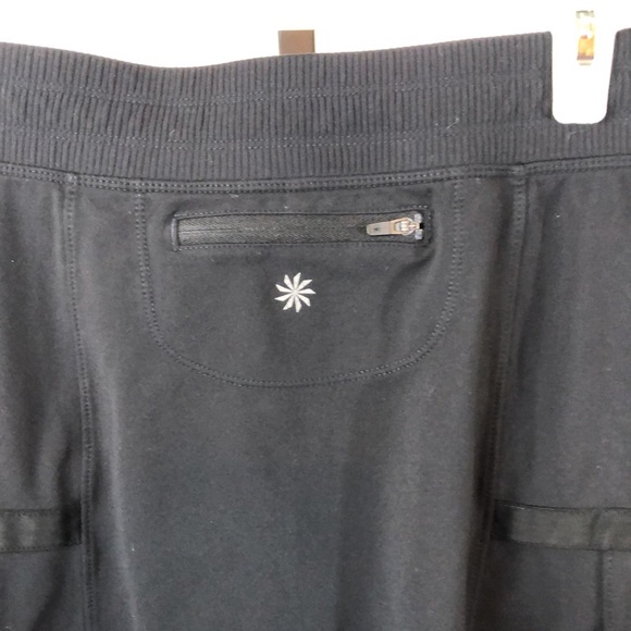 Athleta Black Pleated Skort Size M Elastic Waist #d2 - Picture 4 of 9